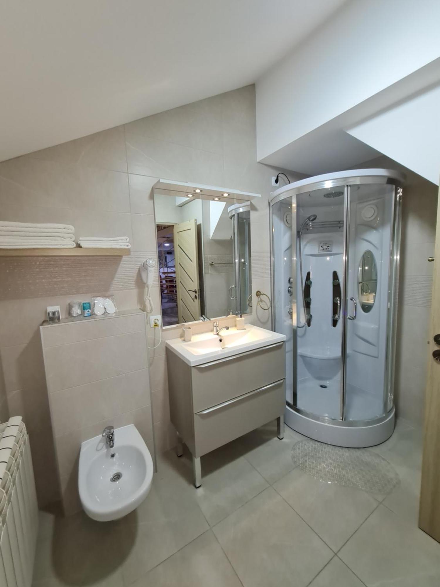 Casa Aryan Apartment Sanpetru Ruang foto